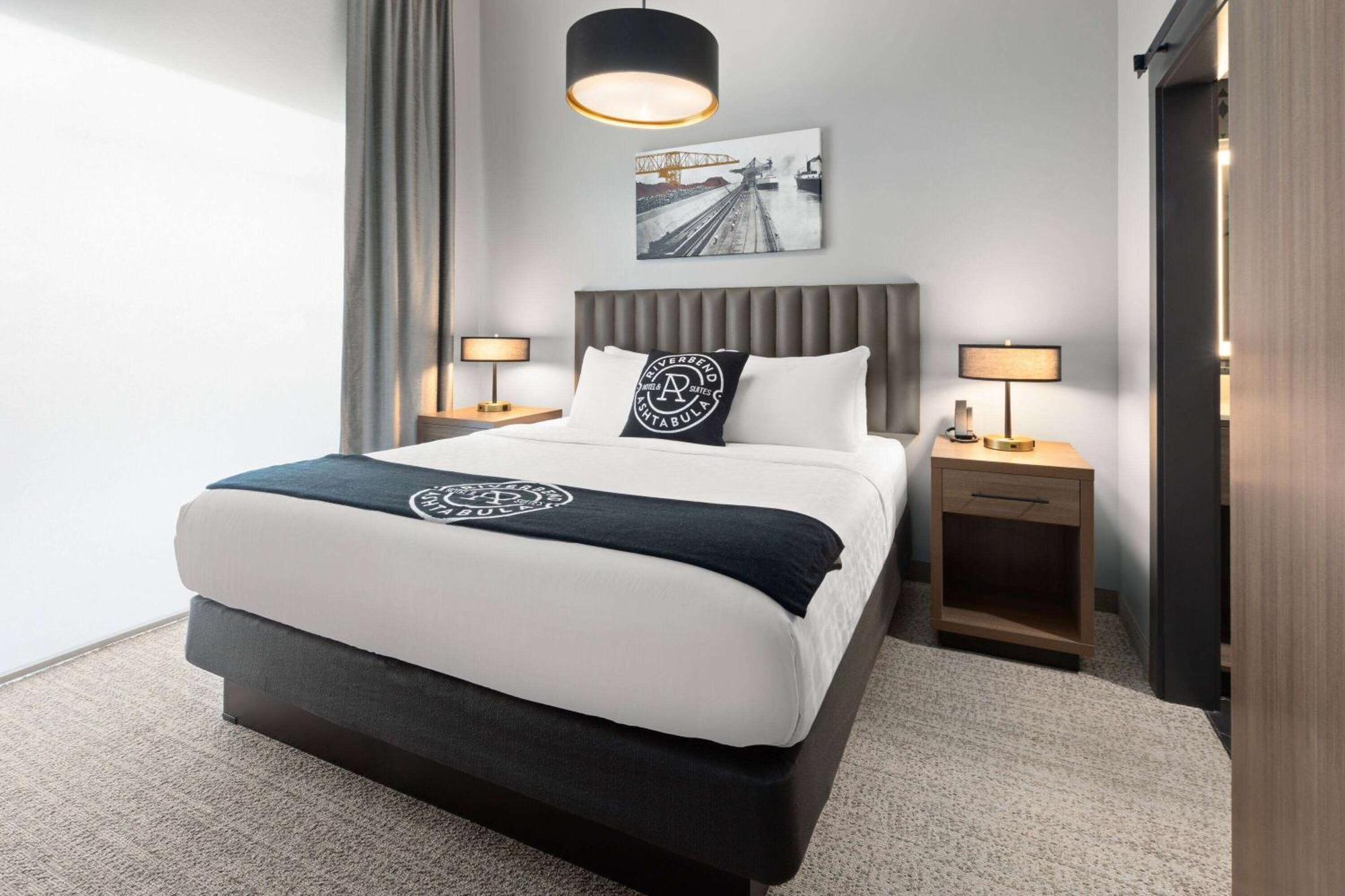 Riverbend Hotel And Suites, Trademark Collection By Wyndham Ashtabula Εξωτερικό φωτογραφία