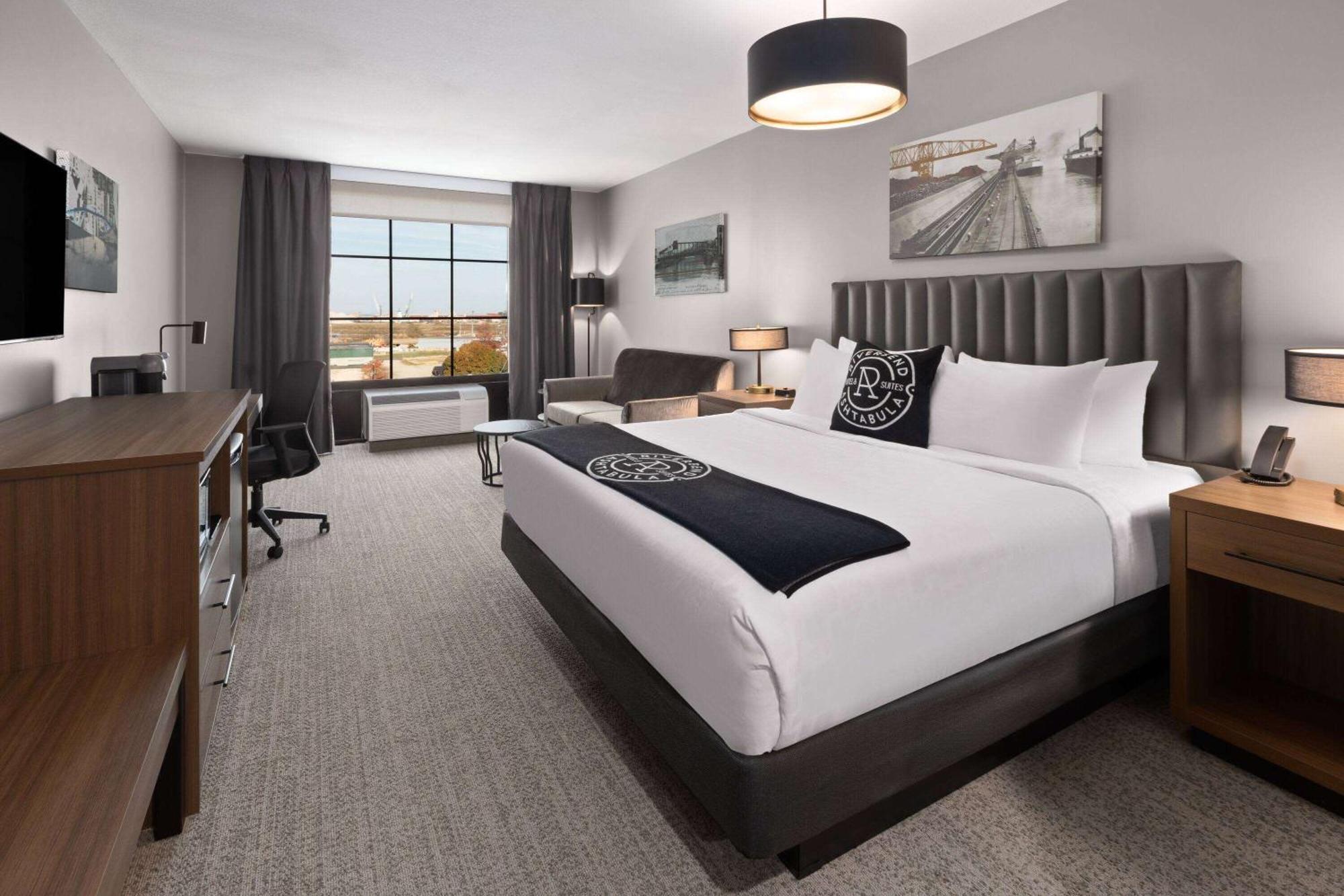 Riverbend Hotel And Suites, Trademark Collection By Wyndham Ashtabula Εξωτερικό φωτογραφία